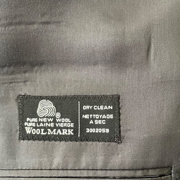 Jones New York Navy Single Breast Wool Suit Jacket 44R - Picture 3 of 4